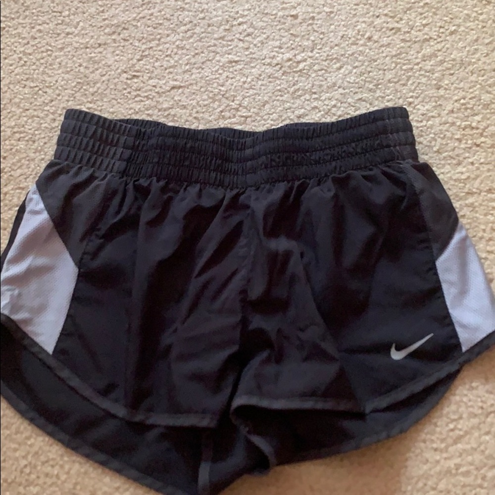 Nike shorts black with grey